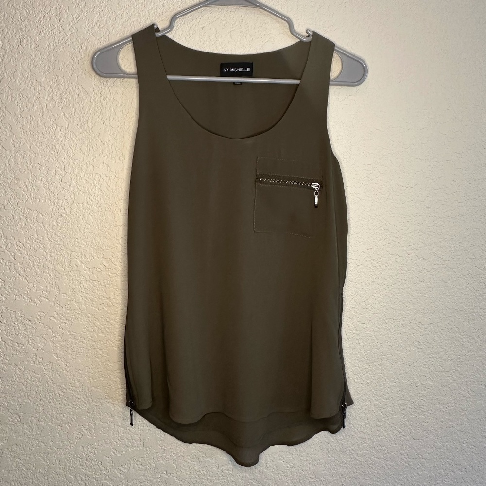 Army green casual tank top